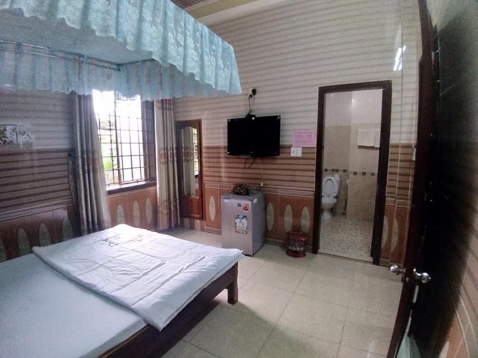Hoa Phuong Guesthouse Dong Ha ภายนอก รูปภาพ